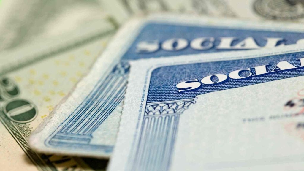 social security benefits 16728 dollars bonus