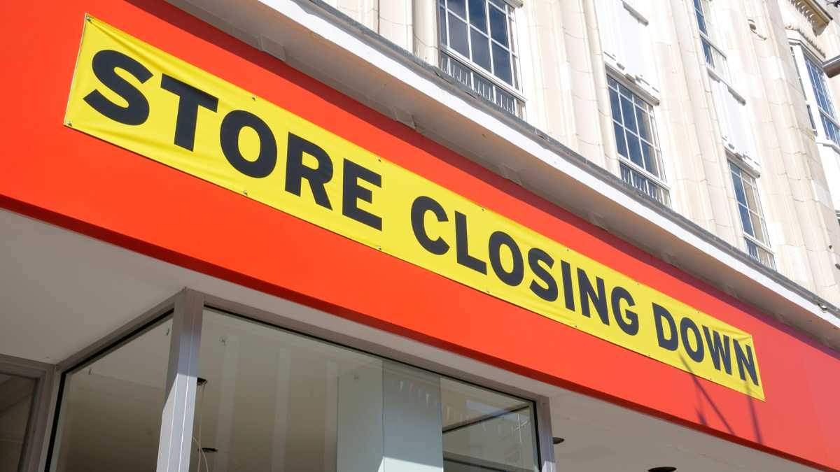 Major retail changes with hundreds of stores closing all over the USA