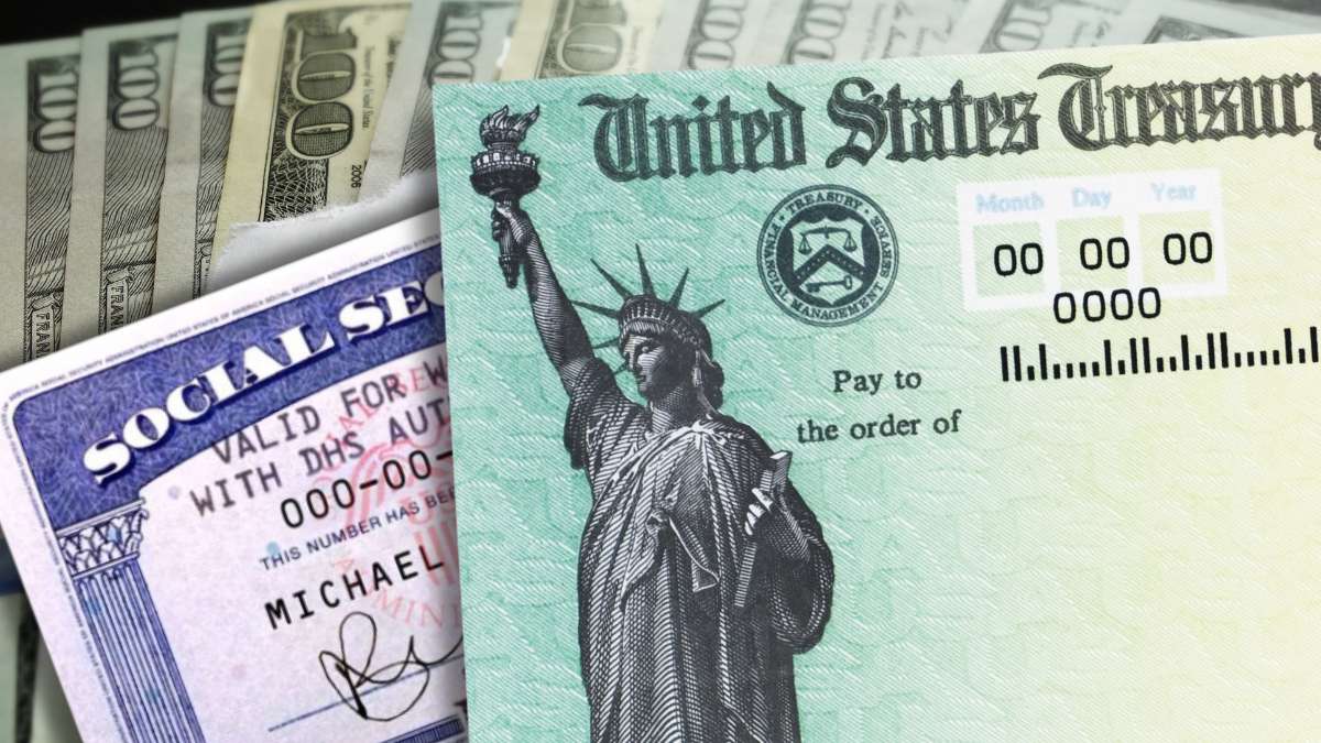 Who qualifies for the $5,108 Social Security check in February?